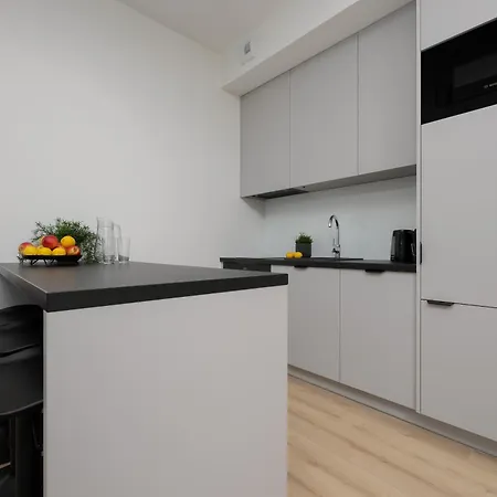 Апартаменты Prestigious With Sauna & Gym By Renters Prestige *