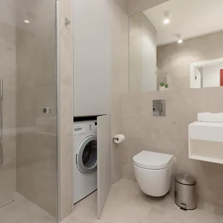 Prestigious With Sauna & Gym By Renters Prestige Apartment *